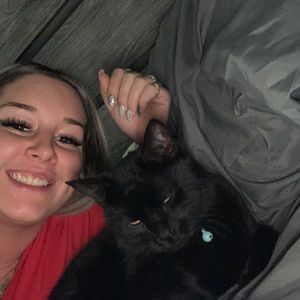 Meet your Posher, Katina